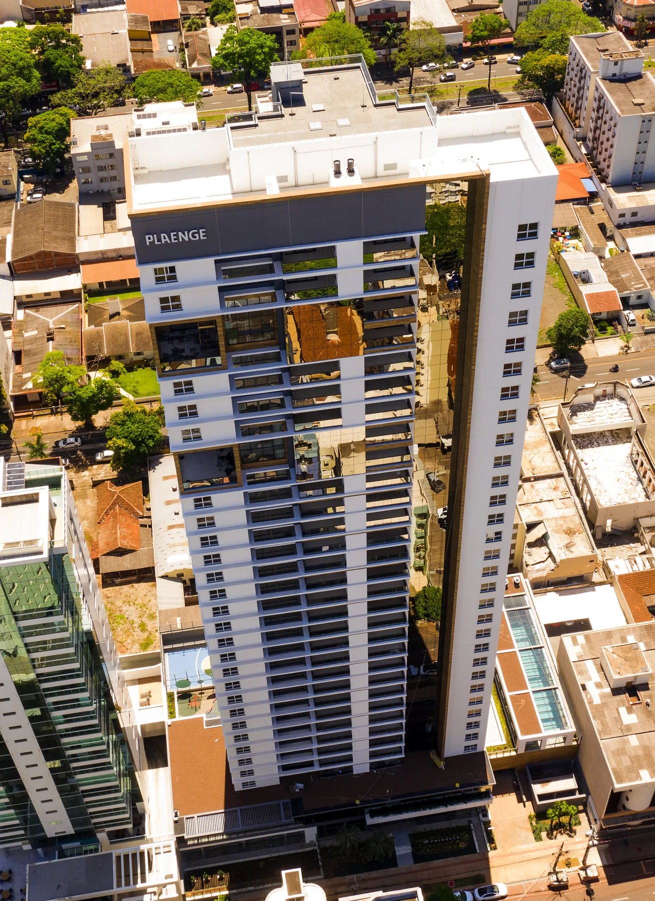 Condomínio observado em vistoria aérea